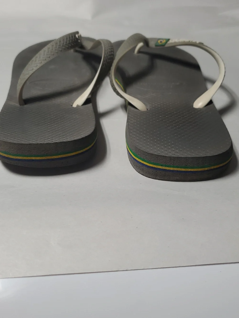 Havaianas Mens Brasil Logo-Embossed Rubber Flip Flops Size 10/11 Grey SummerSurf